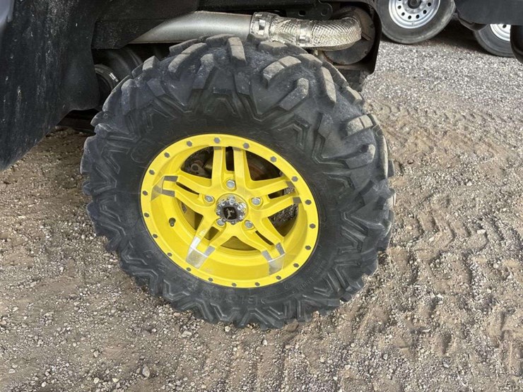 john-deere-gator-image-9