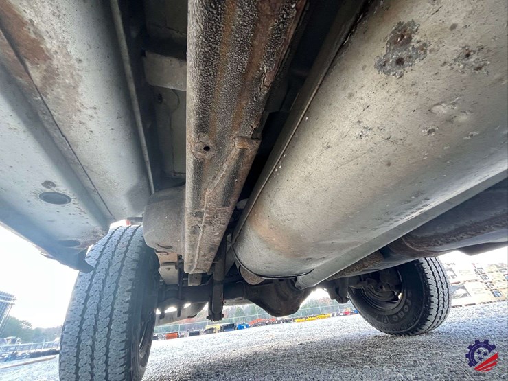 2012-chevrolet-express-van-image-40