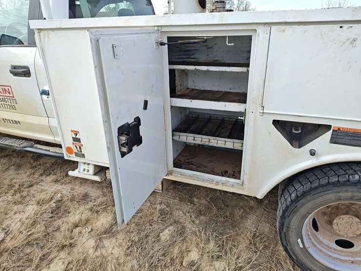 2019-ford-f550-image-10