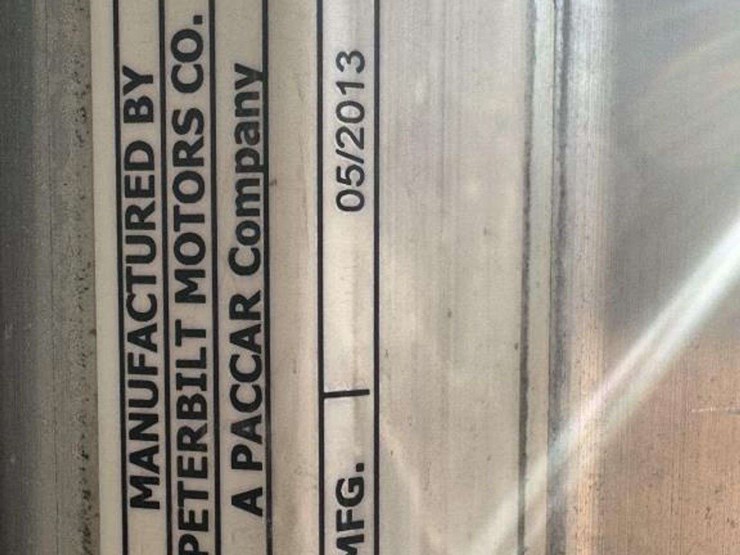 2014-peterbilt-386-image-39