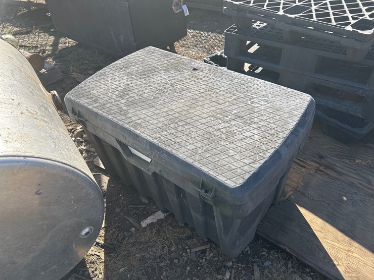 #142-•-(2)-large-plastic-tool-case-image-2