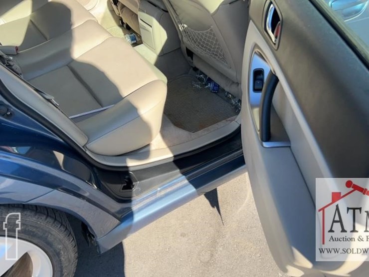 2007-subaru-legacy-image-6