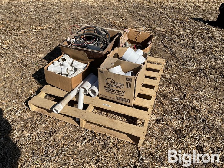 pallet-of-misc-plumbing-supplies-image-1