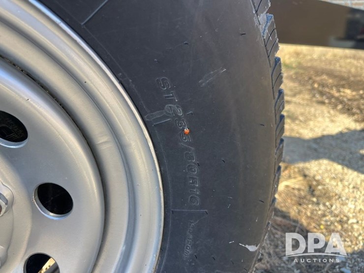 2016-custom-trailer-image-11