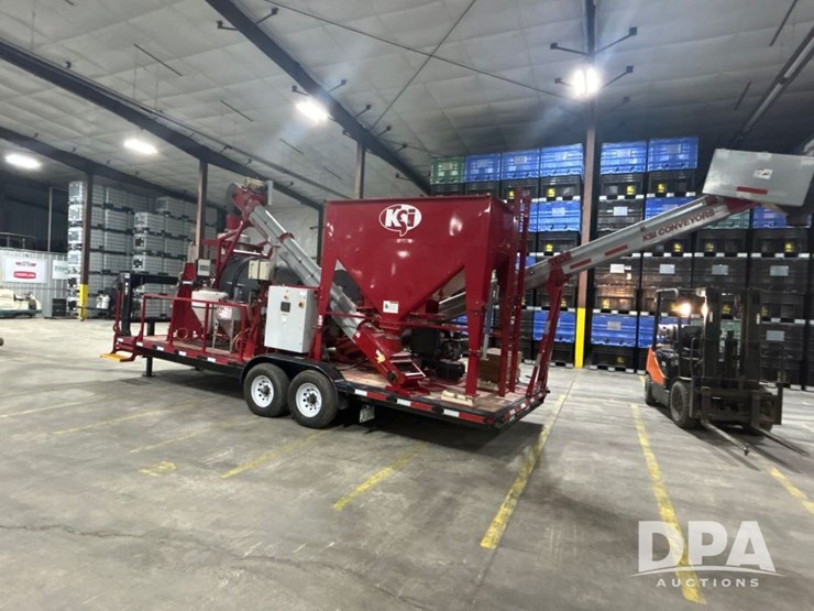 2015-ksi-120819-image-3