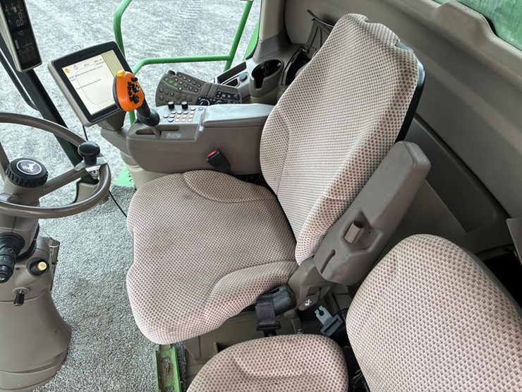 2013-john-deere-s670-image-95