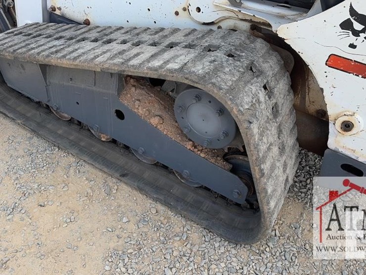 2012-bobcat-t650-image-19