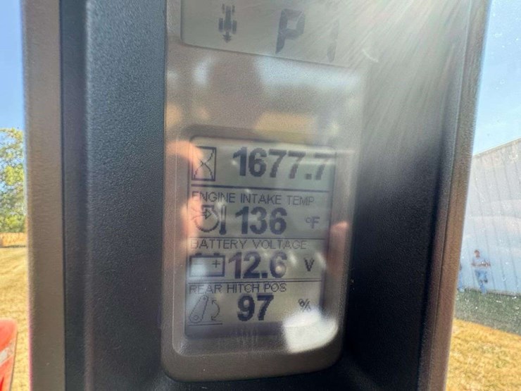 2010-case-ih-245-image-28