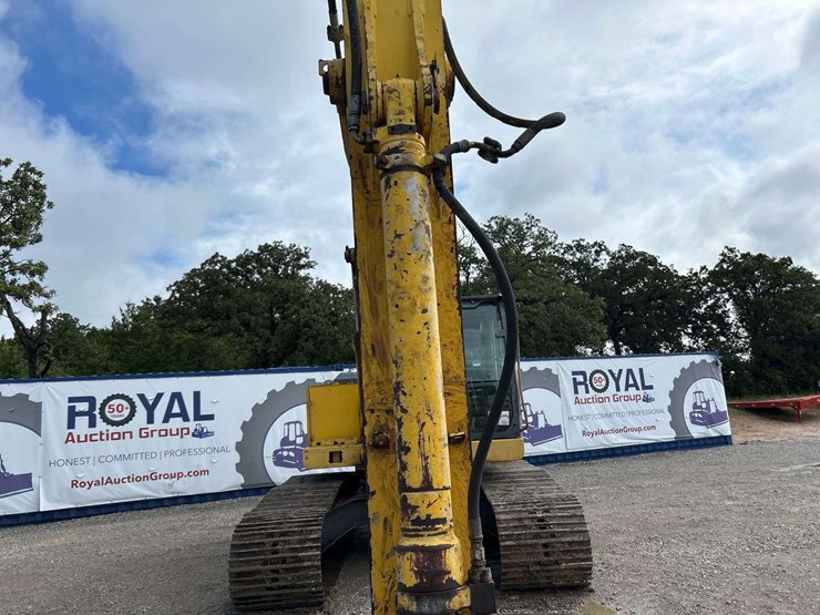 2001-new-holland-ec215-image-26