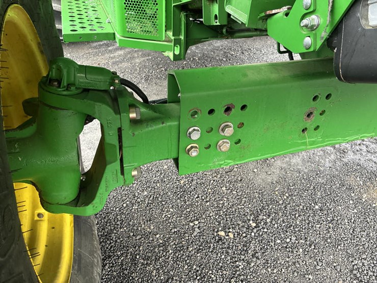 2013-john-deere-s670-image-46