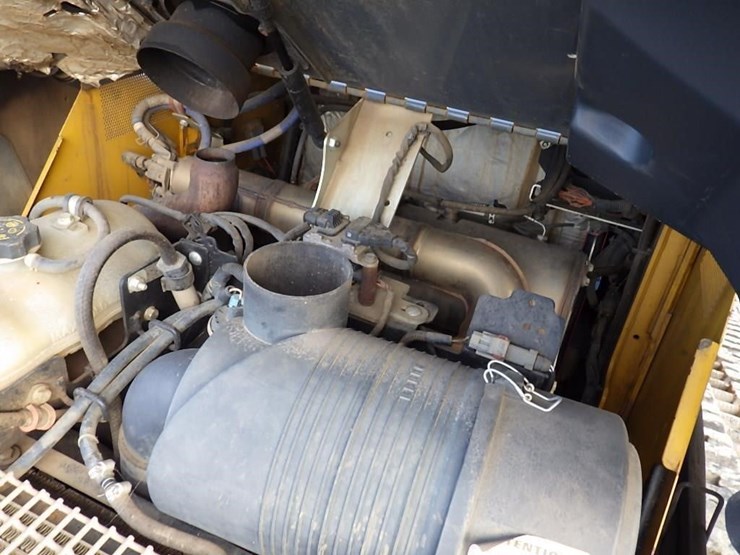 2018-deere-333g-image-10