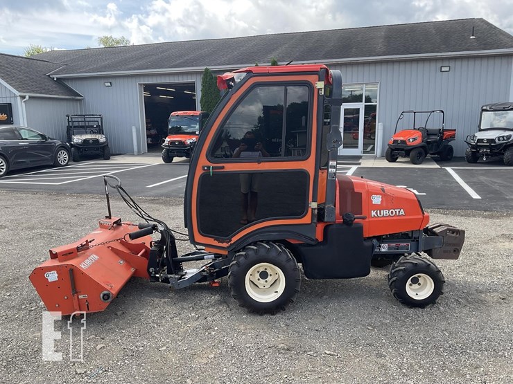 2007-kubota-f3680-image-2