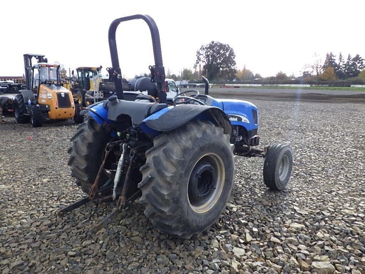 new-holland-tn60a-image-4