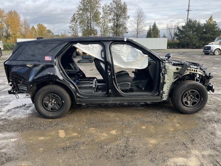 2024-ford-explorer-image-3