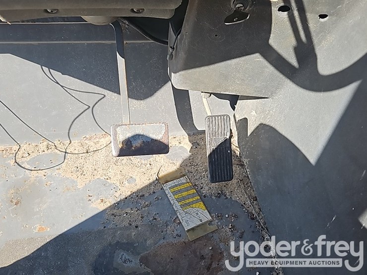 2011-gehl-dl11-image-26