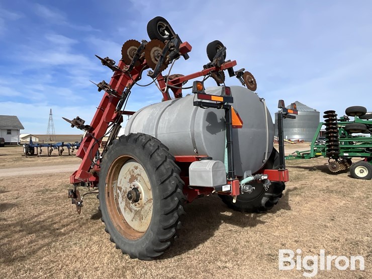 case-ih-2800-image-7