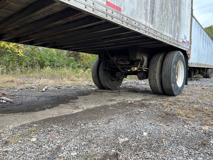 #79-•-1983-evans-28ft-van-trailer-image-3