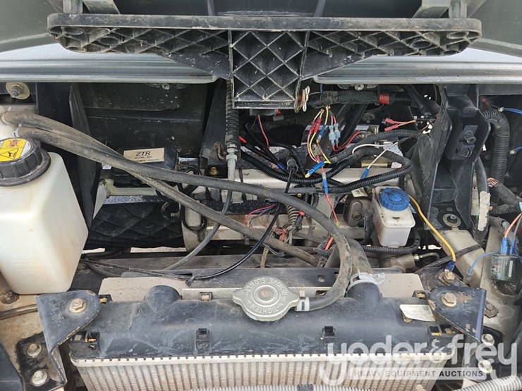 2020-club-car-carryall-1700-image-1409