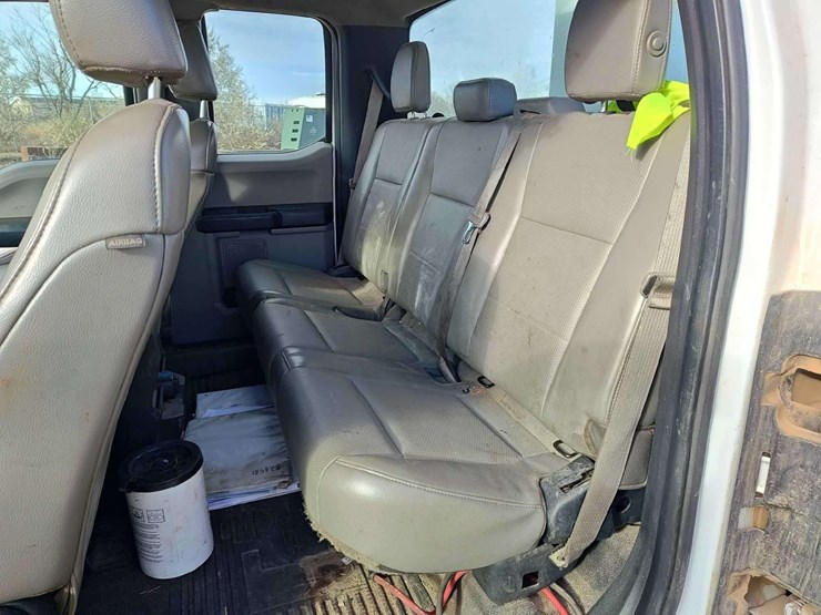 2017-ford-f550-image-15