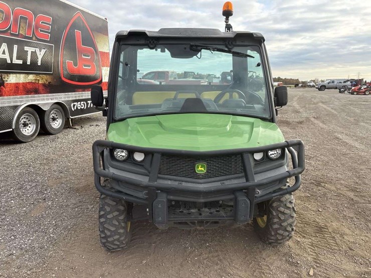 john-deere-gator-image-8