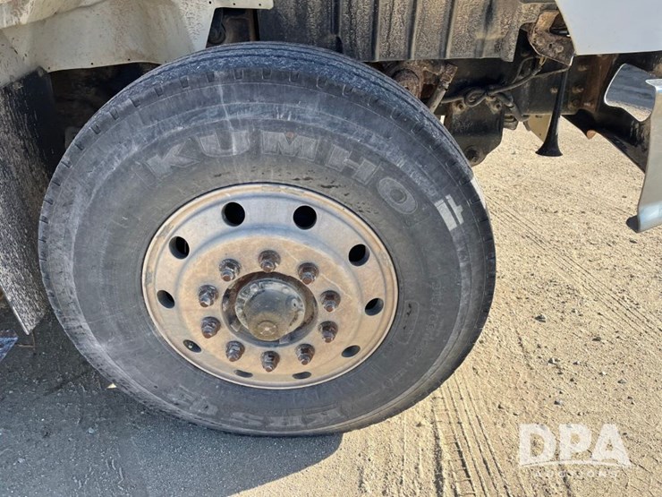 2010-ihc-workstar-petroleum-truck-(jn3389,-unit-487)-image-24