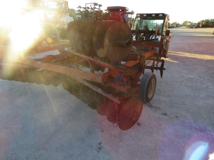 international-470-image-3