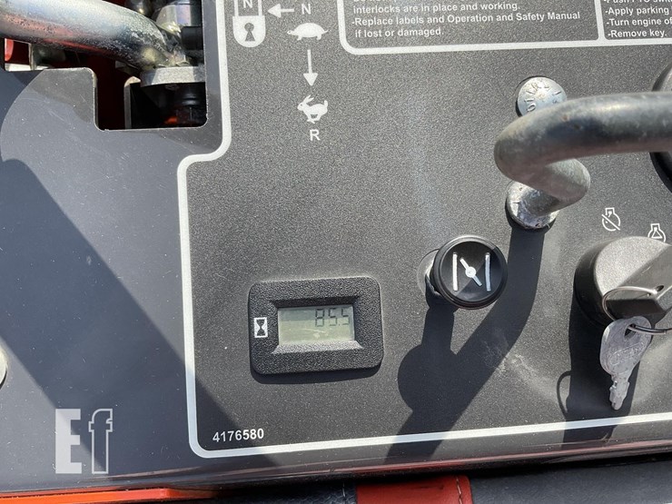 2023-kubota-sz22-48-image-11