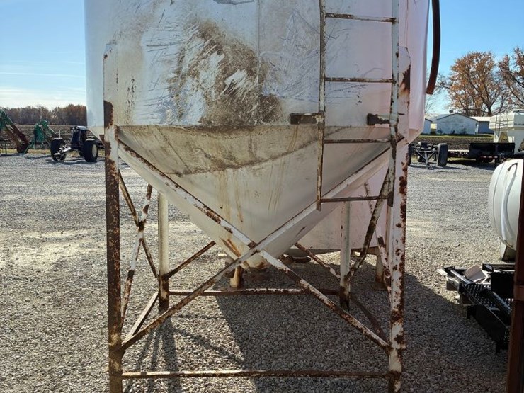 steel-cone-bottom-tank-(pz14187)-image-2