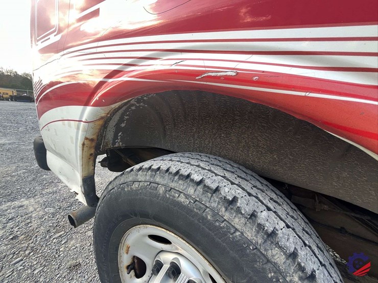 2012-chevrolet-express-van-image-38