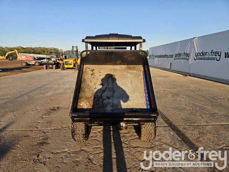 2019-club-car-carryall-1700-image-31