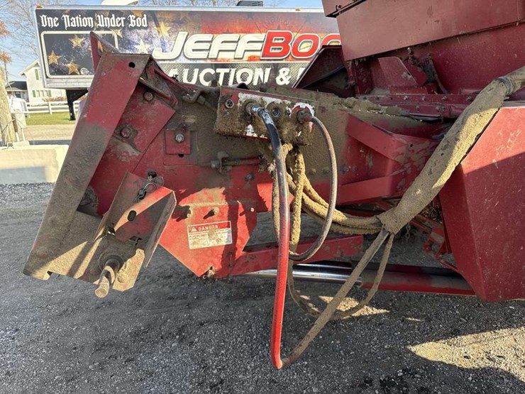 1992-case-ih-1680-image-9