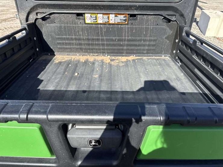 2020-john-deere-2020-image-13