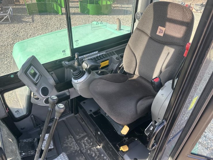 2018-jcb-85z-1-image-38