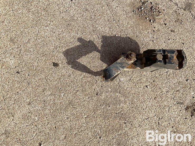 case-ih-drawbar-hammer-strap-image-5