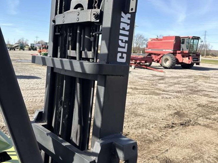 clark-lp-c500-90-fork-lift-image-15