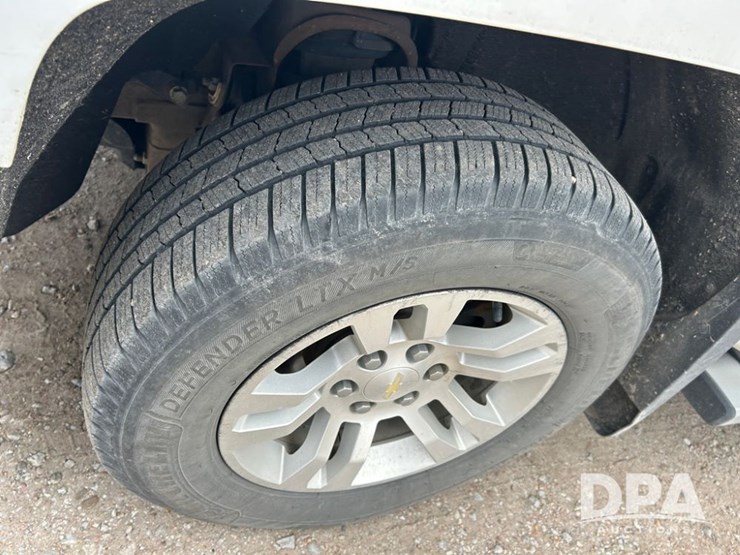 2018-chevrolet-silverado-4-door-pickup-(cp1307,-unit-12086)-image-13