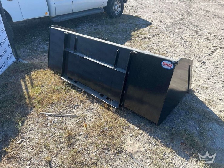 2025-swict-84in-bucket-skid-steer-attachment-image-3
