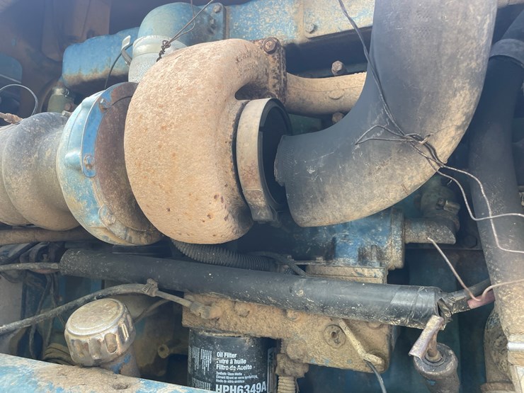 1991-versatile-876-image-28