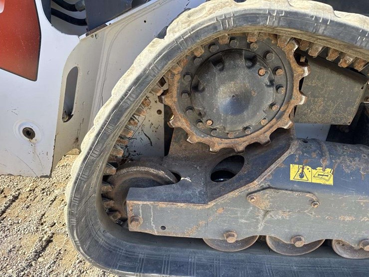 2022-bobcat-t66-image-10