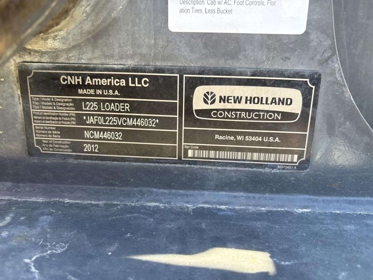 2012-new-holland-l225-image-20