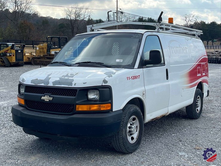 2012-chevrolet-express-van-image-12