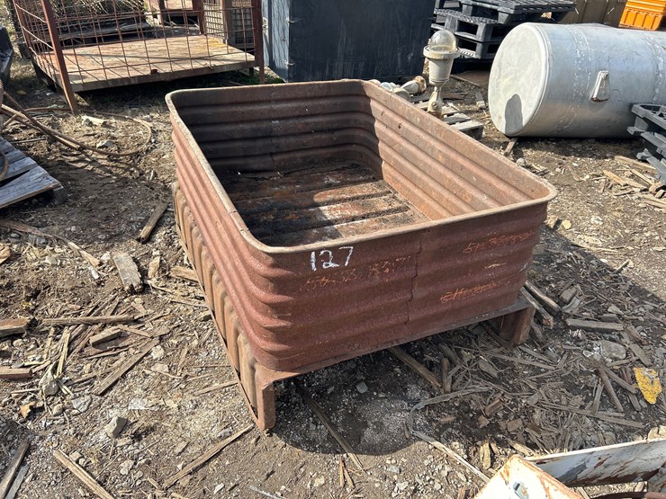 #127-•-36”-x-48”-steel-crate-image-1