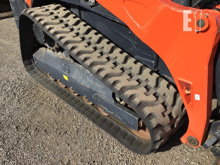 2024-kubota-svl97-2-image-25