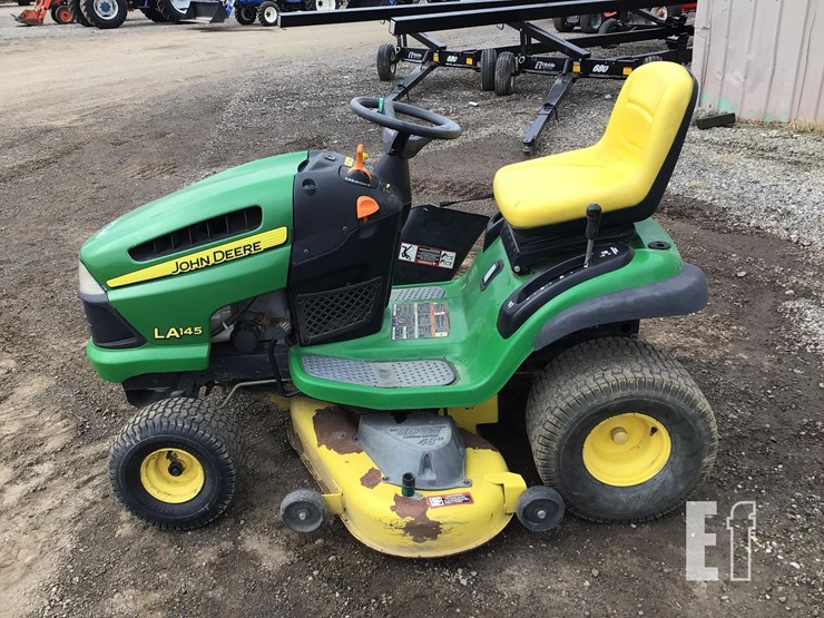 john-deere-la145-image-4