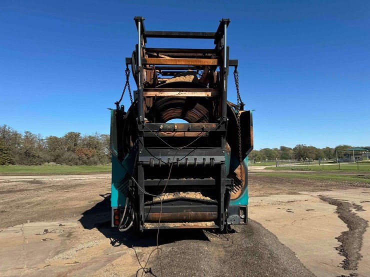 2022-powerscreen-phoenix-3300-image-2