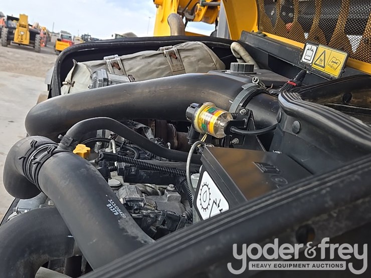 2017-jcb-512-56-image-109