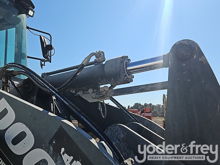 doosan-dl220-image-12