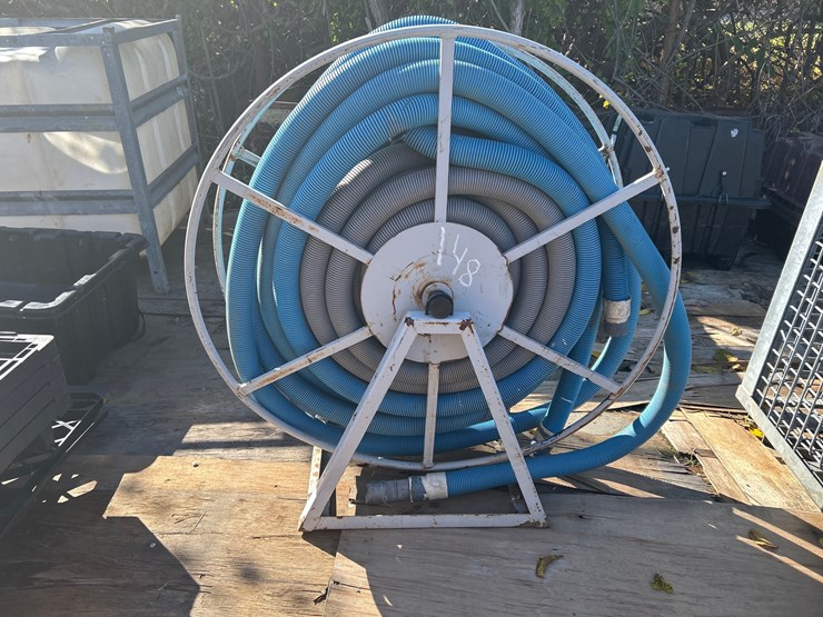 #148-•-plastic-hose-&-reel-image-1