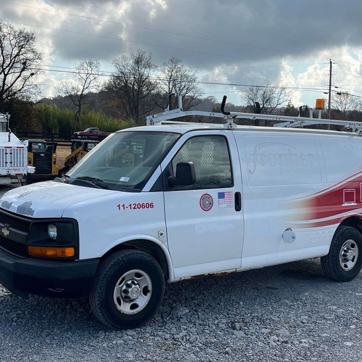 2012 CHEVROLET Express Van