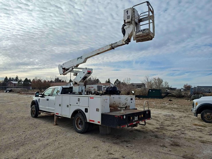 2017-ford-f550-image-3